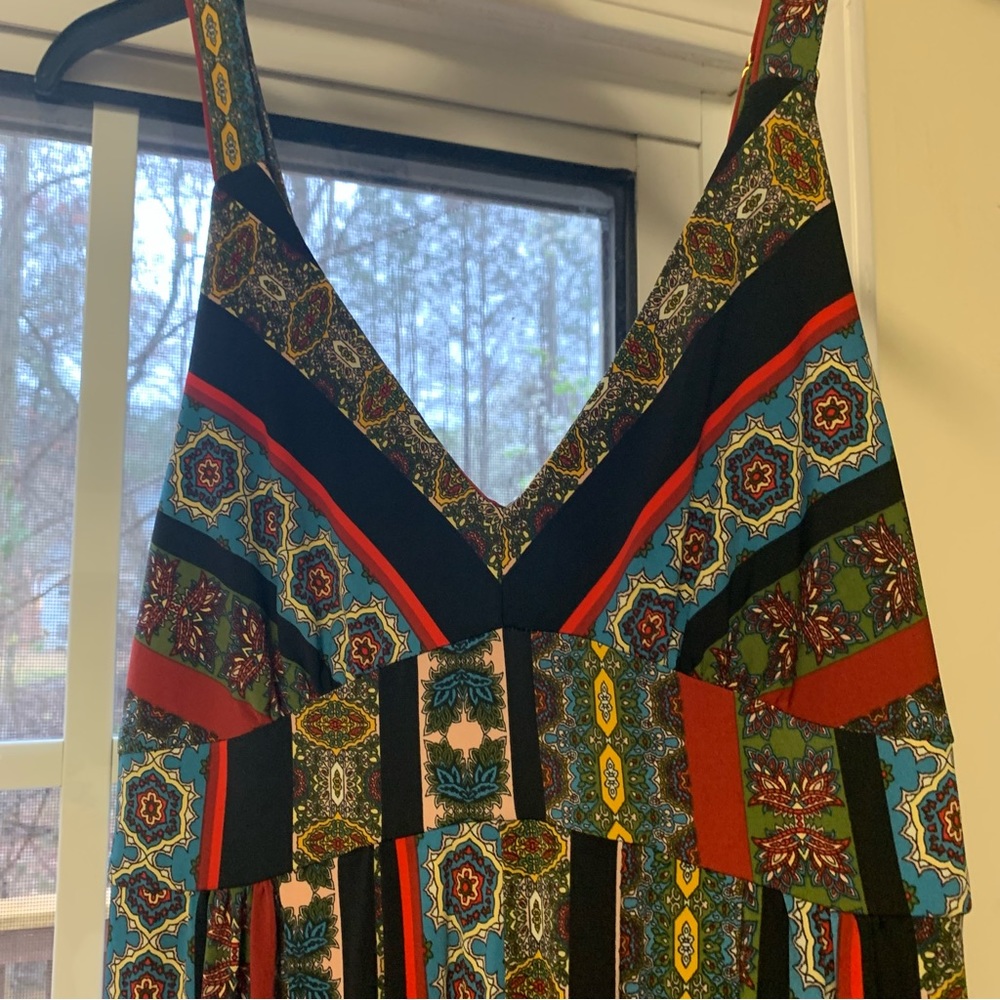 New T Tahari Multi Colored Flowy Maxi Dress - Picture 7 of 16